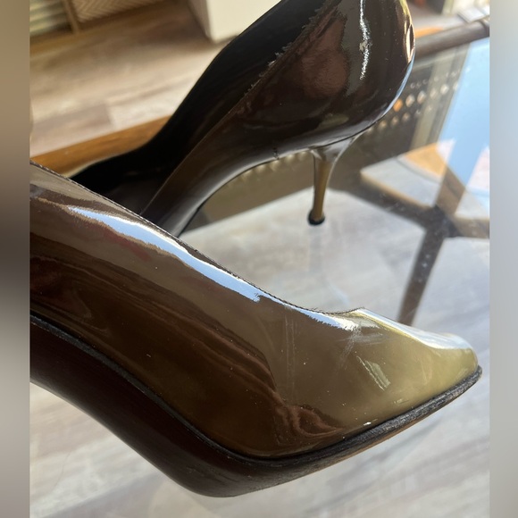 Green ombré Stuart Weitzman pumps size 10 - Picture 14 of 14